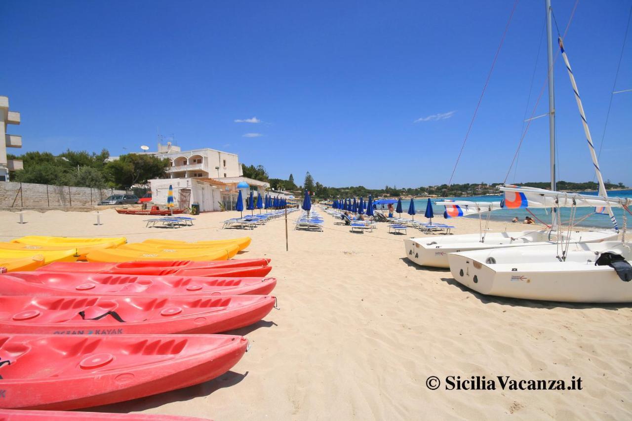 Villa Nisa Apartment Sea View Фонтане-Бьянке Экстерьер фото